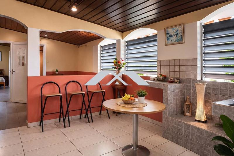 Maison - 103 m² - 5 pièces