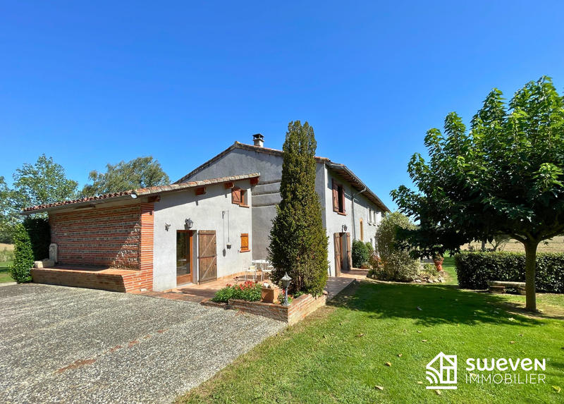 Maison - 340 m² - 8 pièces