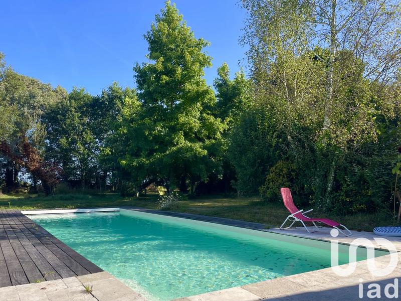 Maison - 342 m² - 10 pièces