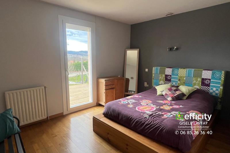 Maison - 128 m² - 5 pièces