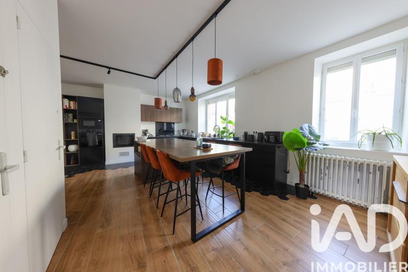 Maison - 150 m² - 8 pièces