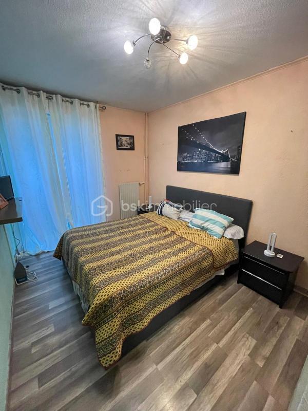 Appartement - 80 m² - 4 pièces