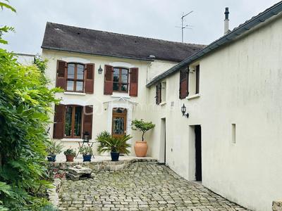Maison - 138 m² - 5 pièces