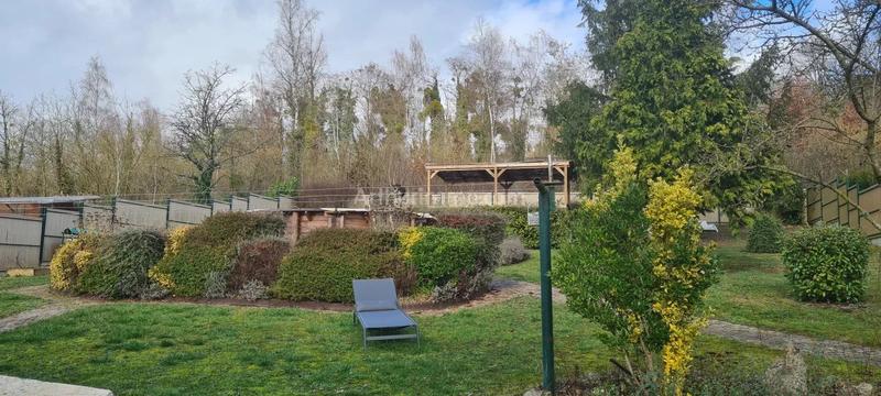 Maison - 97 m² - 5 pièces