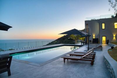 Villa - 484 m² - 12 pièces