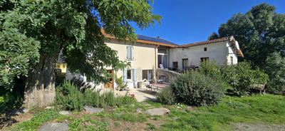 Maison - 172 m² - 9 pièces