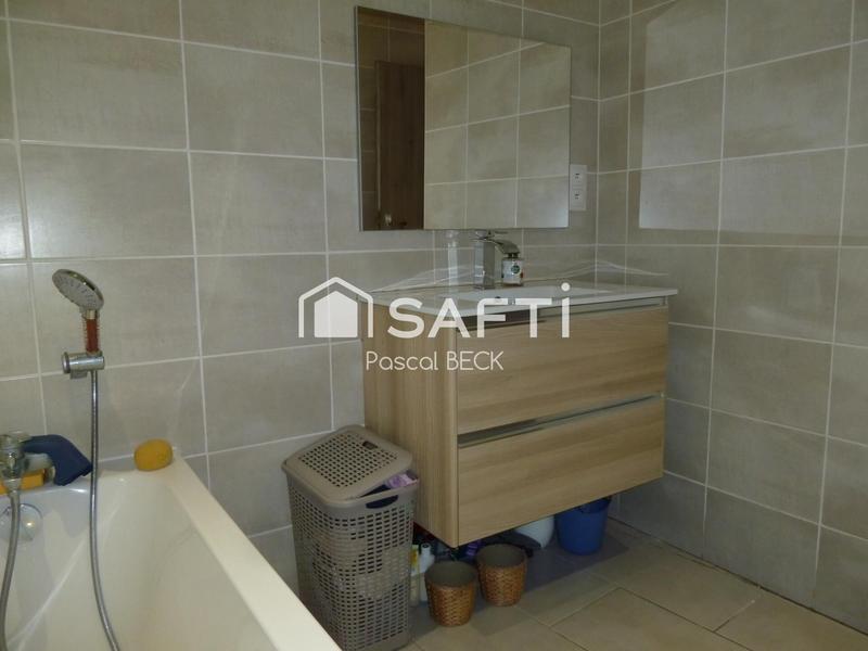 Appartement - 80 m² - 4 pièces