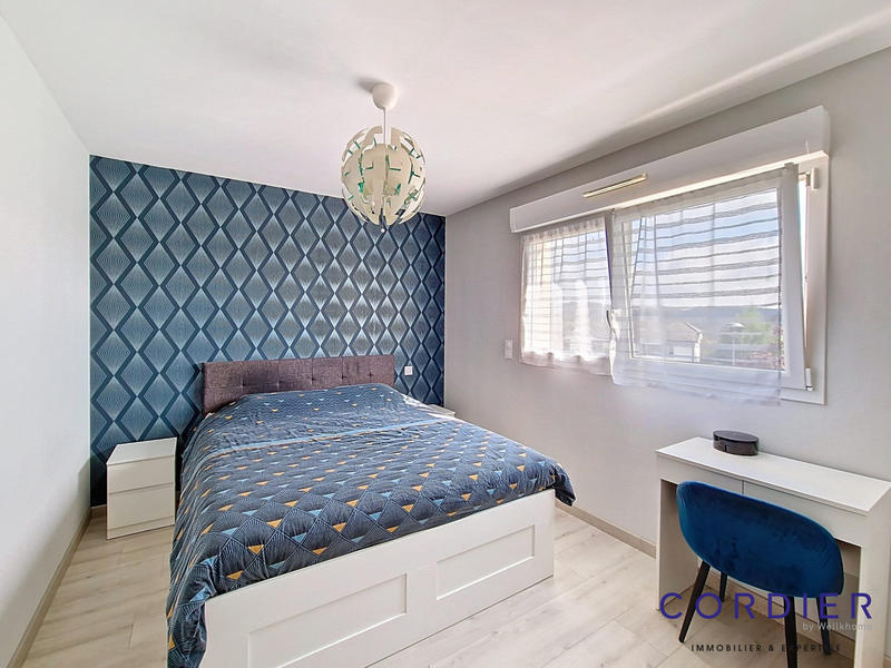 Maison - 121 m² - 6 pièces