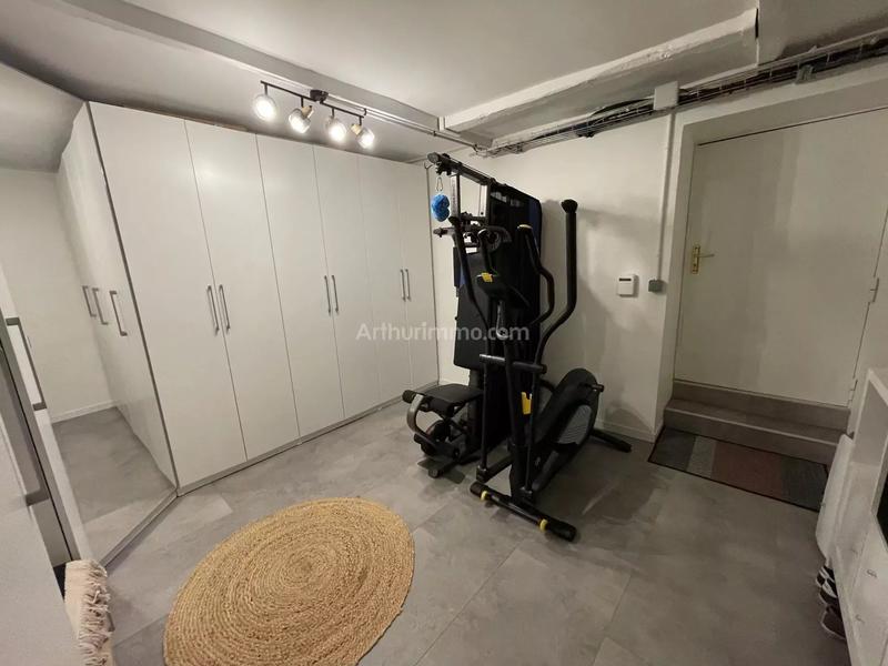 Maison - 204 m² - 8 pièces