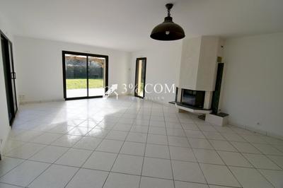 Maison - 270 m² - 13 pièces