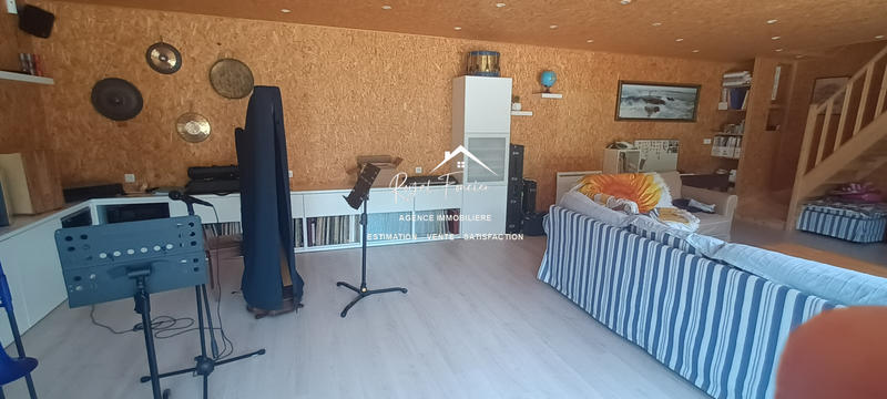 Maison contemporaine - 200 m² - 7 pièces