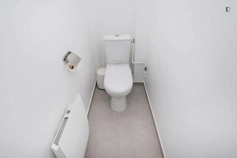 Chambre - 12 m² - 4 pièces