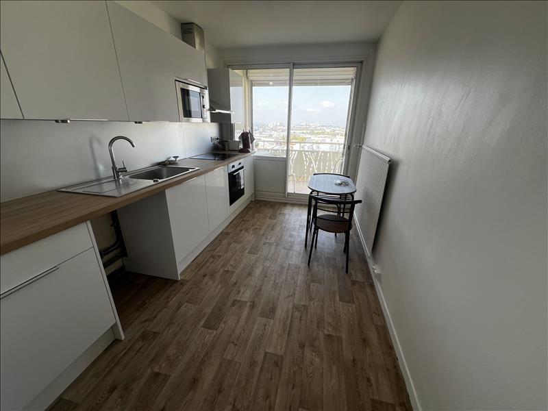 Appartement - 96 m² - 5 pièces