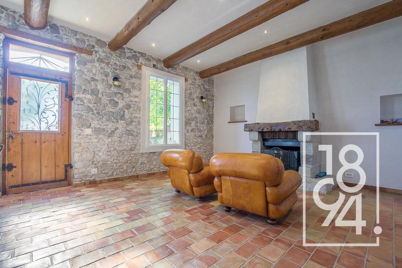 Maison - 136 m² - 3 pièces