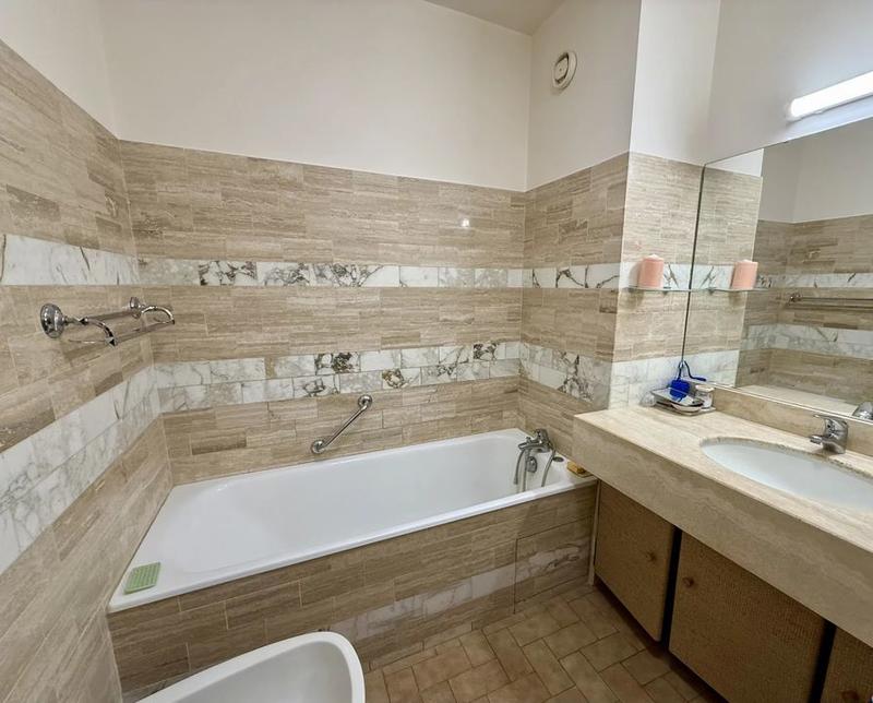 Appartement - 86 m² - 4 pièces