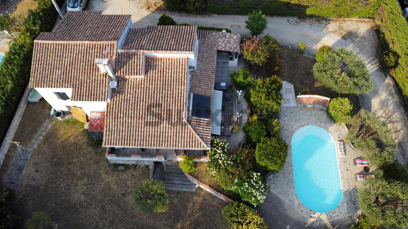 Villa - 130 m² - 5 pièces