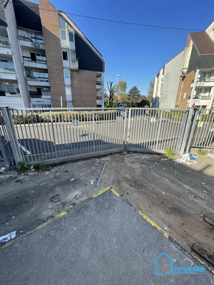 Immeuble - 1 400 m²