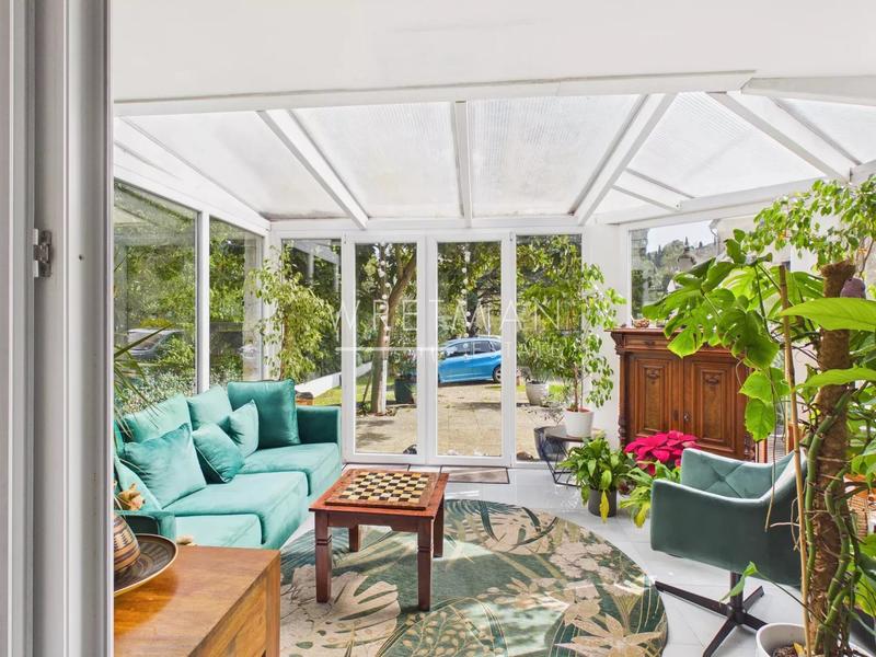 Maison - 121 m² - 5 pièces