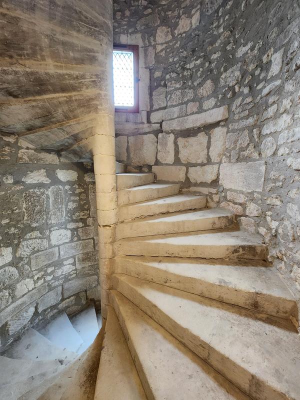 Maison en pierre - 213 m² - 9 pièces