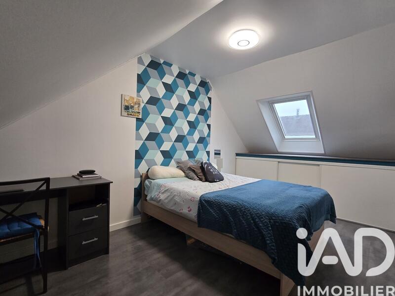 Maison - 103 m² - 6 pièces