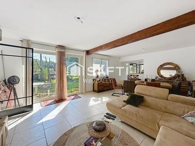 Maison - 99 m² - 4 pièces