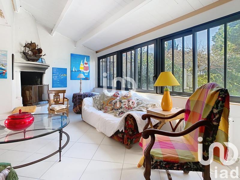 Maison - 195 m² - 8 pièces