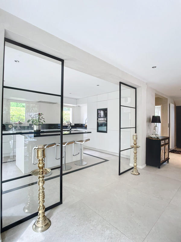 Maison - 161 m² - 5 pièces