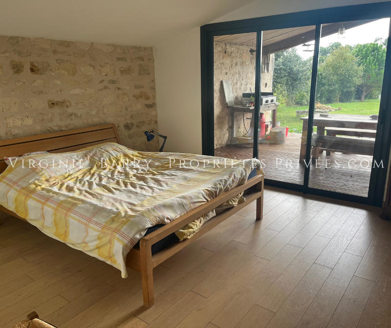 Maison - 350 m² - 10 pièces