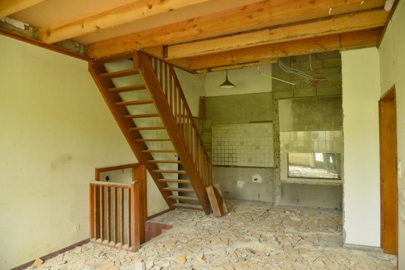 Services - 350 m² - 12 pièces