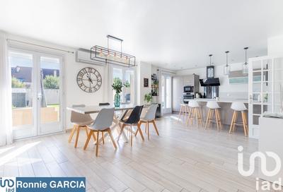 Maison - 112 m² - 6 pièces