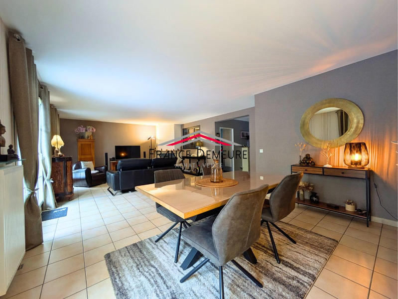 Maison contemporaine - 130 m² - 6 pièces