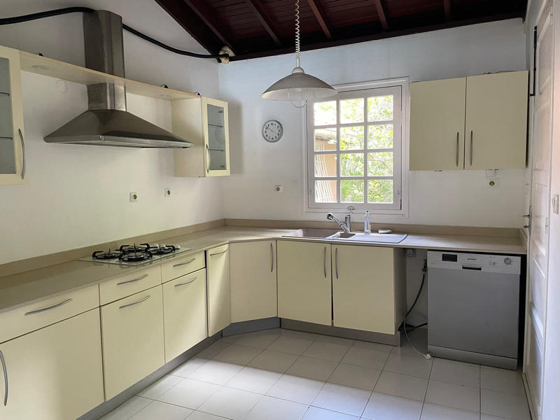 Appartement - 180 m² - 5 pièces