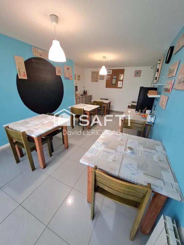 Maison - 383 m² - 22 pièces