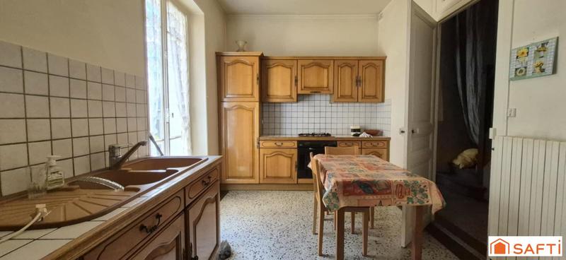 Maison - 176 m² - 8 pièces