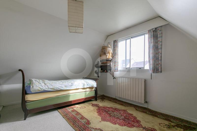 Maison - 140 m² - 4 pièces