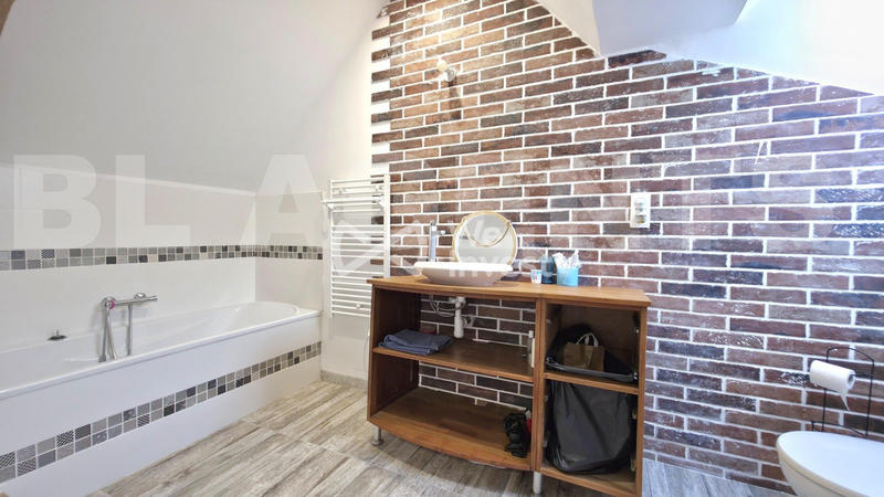 Maison - 157 m² - 5 pièces