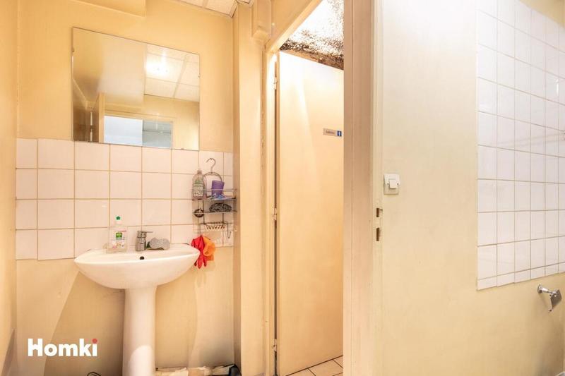 Local commercial - 65 m² - 1 pièce