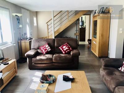 Maison - 177 m² - 8 pièces