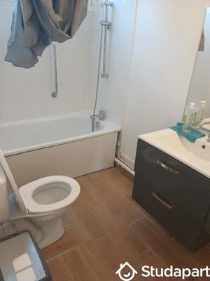 Chambre - 12 m² - 1 pièce