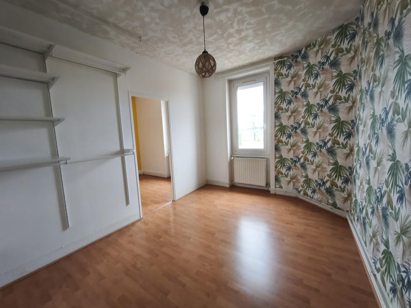 Maison de village - 90 m² - 5 pièces