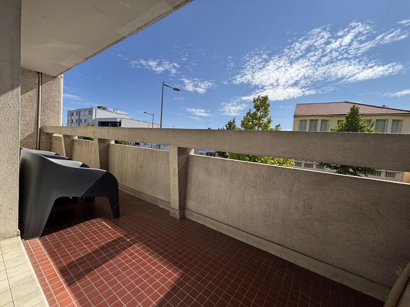 Appartement - 92 m² - 5 pièces