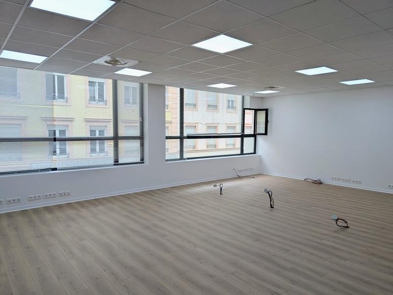 Local d'activités - 86 m²