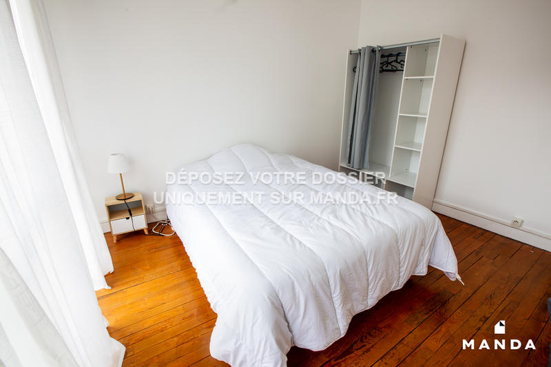 Chambre - 12 m² - 4 pièces