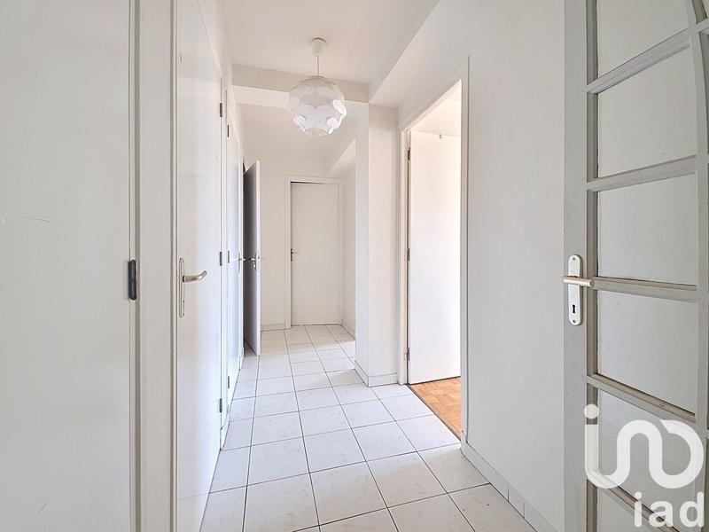 Appartement - 80 m² - 4 pièces