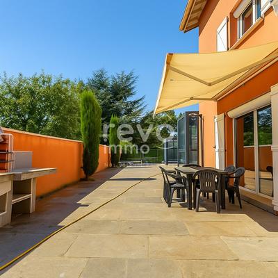 Maison - 175 m² - 5 pièces