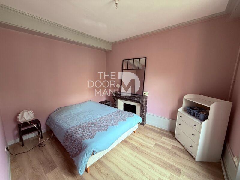 Appartement - 82 m² - 4 pièces