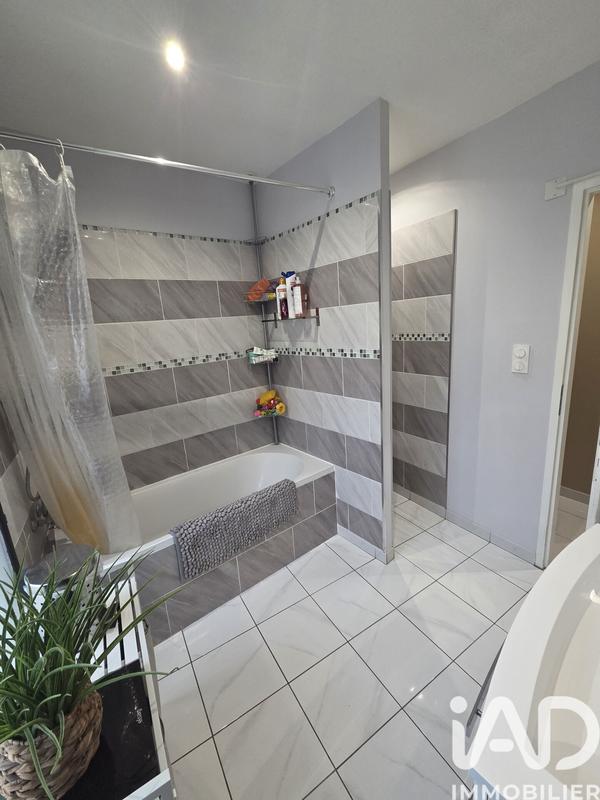 Maison de village - 79 m² - 4 pièces