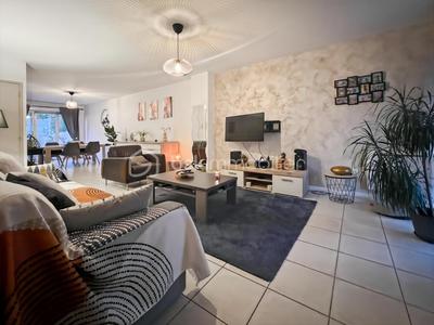 Pavillon - 80 m² - 4 pièces