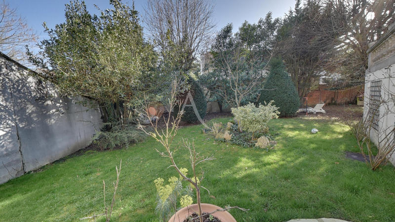 Maison - 156 m² - 6 pièces