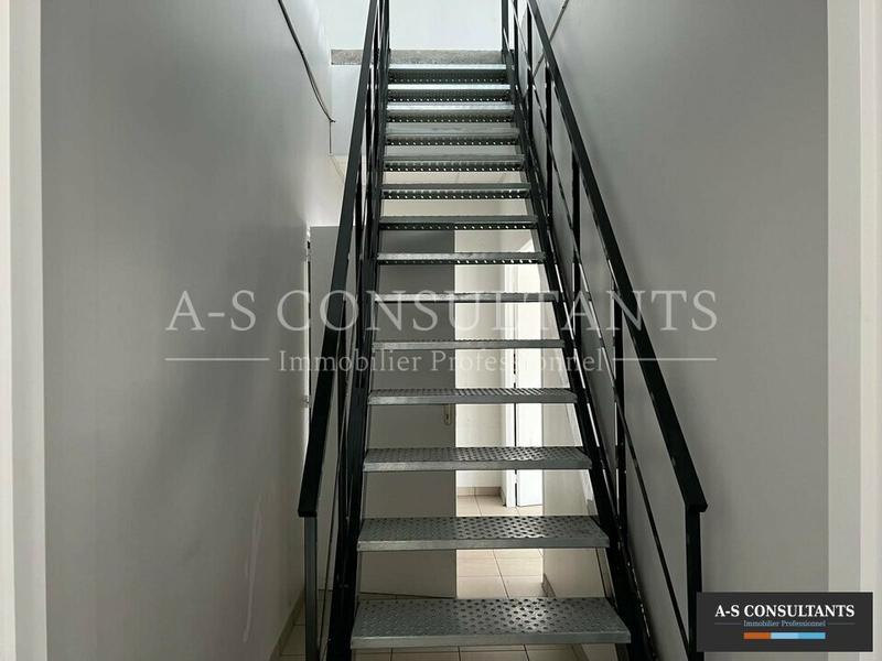 Local commercial - 375 m²